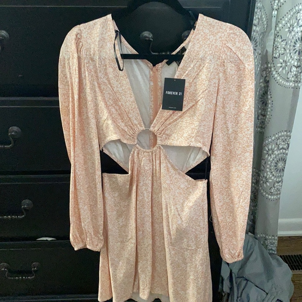 Forever 21 Cut Out Floral Dress
